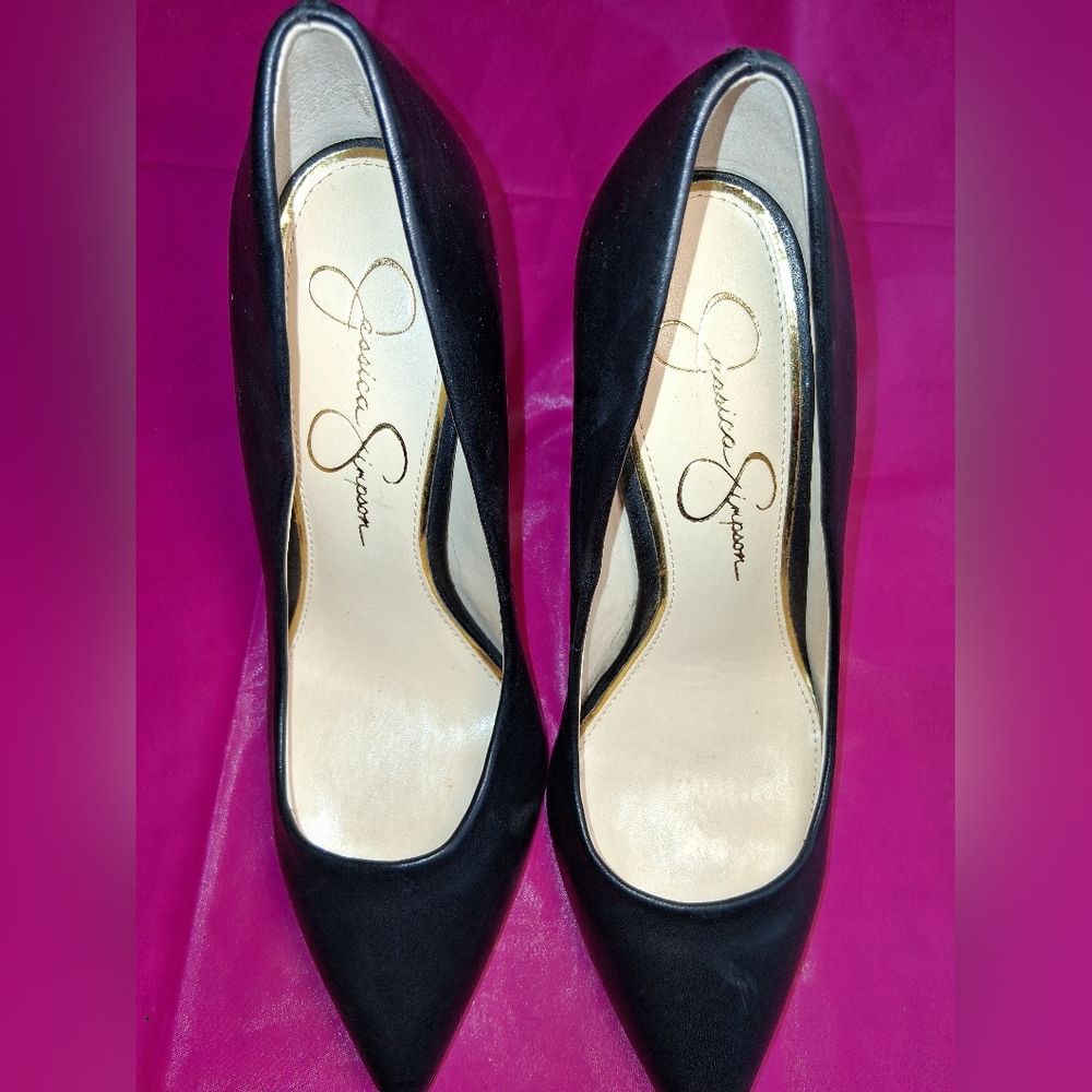 Jessica Simpson Elegant Black Heels